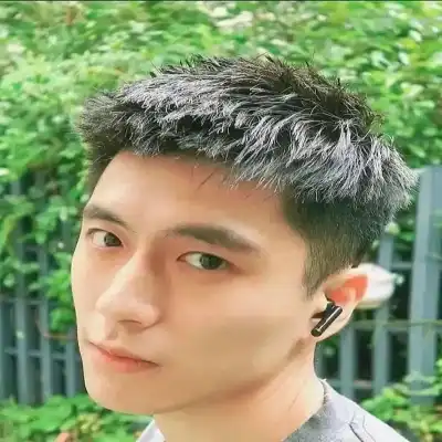 罗薇骐
